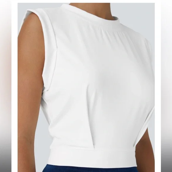 HALARA White Cropped Sleeveless Crewneck Tank - Picture 3 of 7
